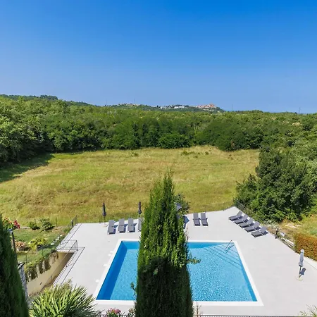 Veronica By Interhome *