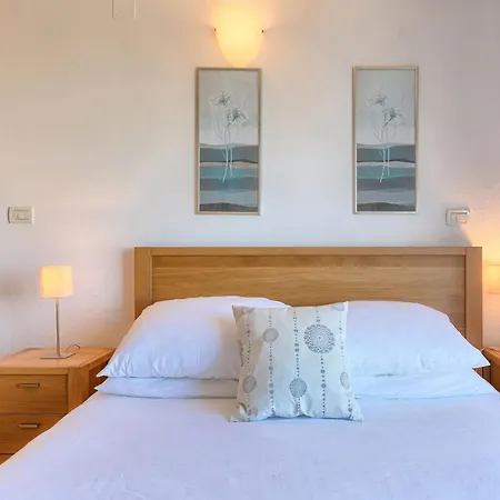 Veronica By Interhome Tatil Evi Buje