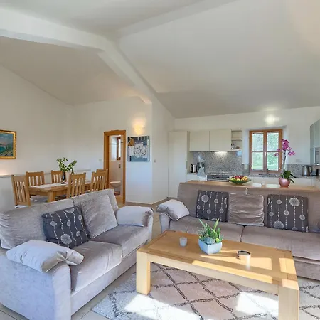 Veronica By Interhome Tatil Evi